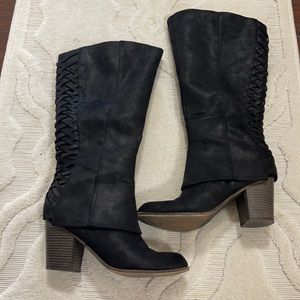 Fergalicious boots size 8.5 black